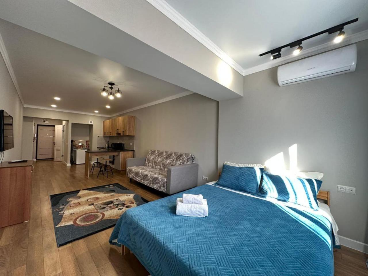 Жилой Комплекс Молодежный На Тулебаева Apartment Almaty Exterior photo